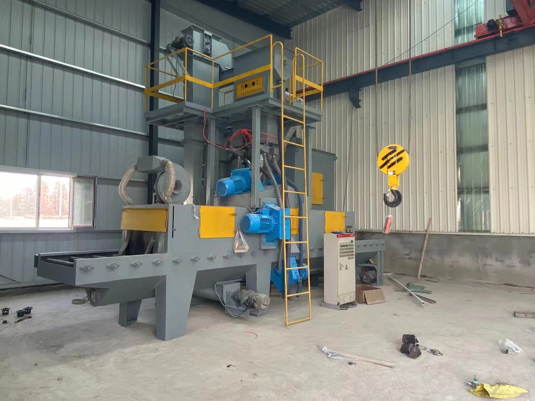 q326履帶拋丸清理機_金屬履帶拋丸除銹機_大型拋丸除銹機
