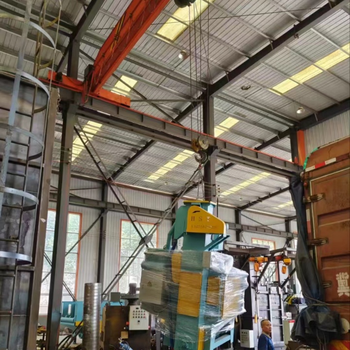 鋼板清理砂機打磨方法_鋼板鋼板打砂清理機_打鋼砂機器