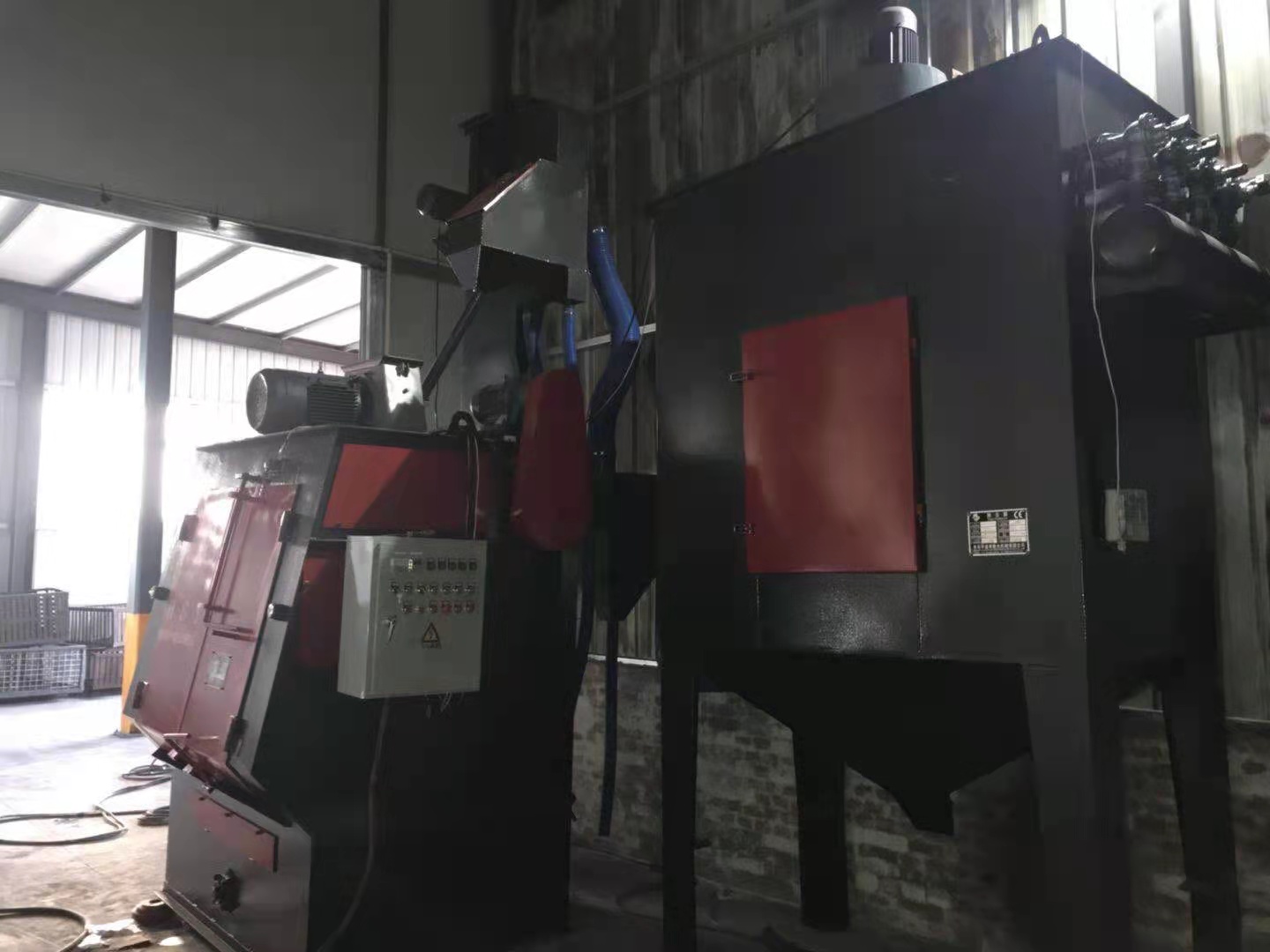 拋丸打砂機工作原理_轉臺拋丸打砂機_轉臺式拋丸機